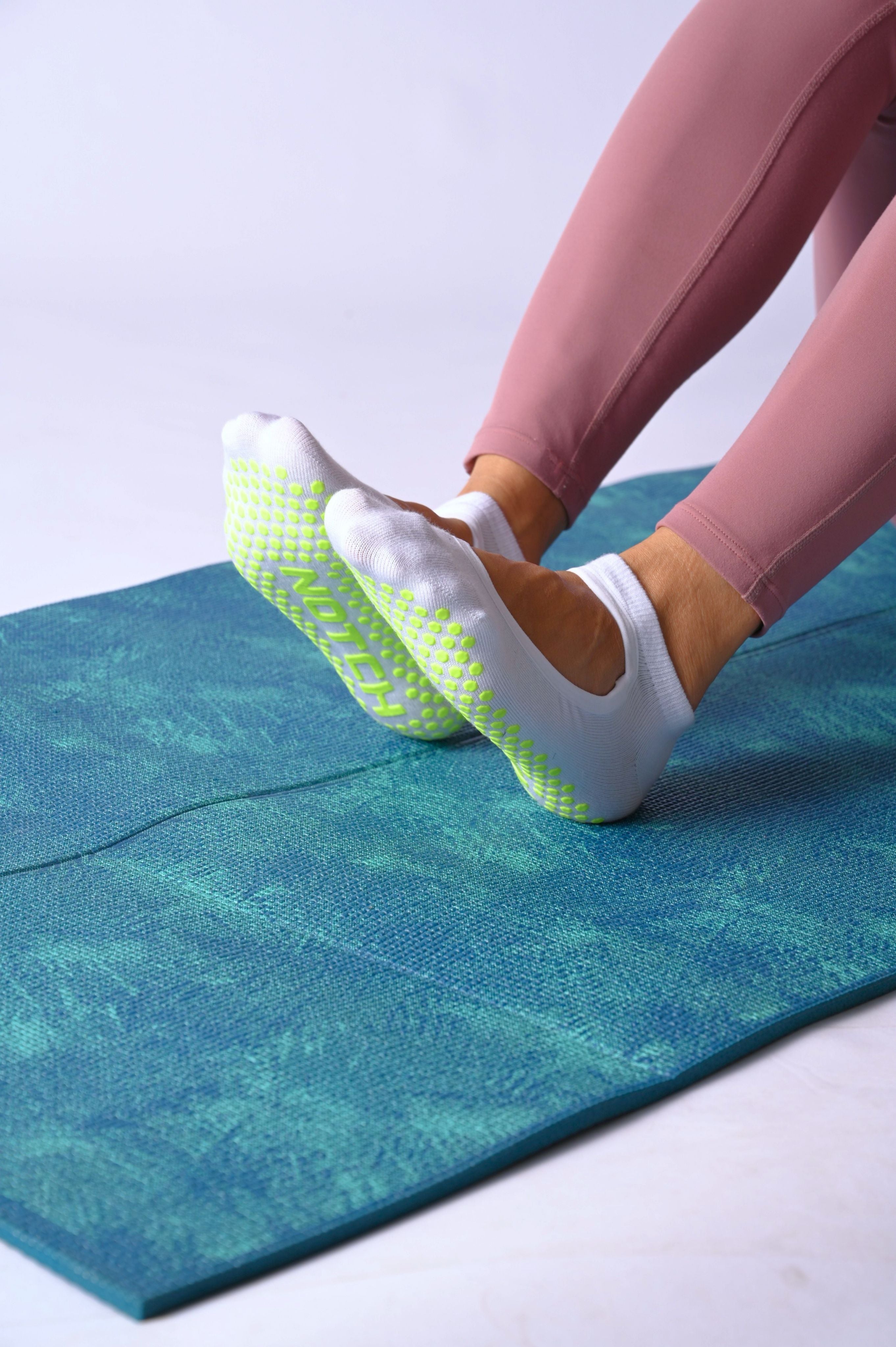 Pilates / Yoga Gripper Socks
