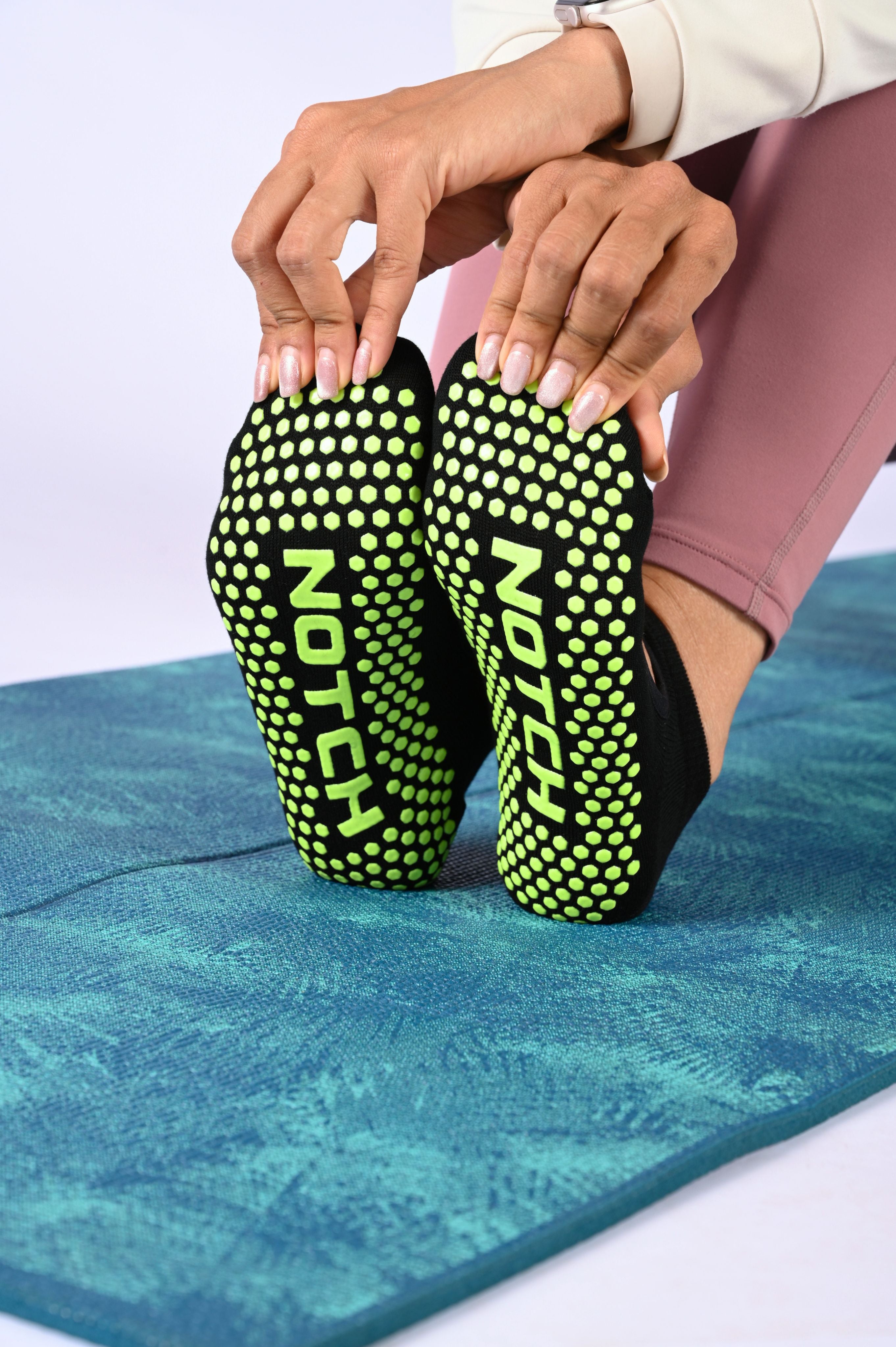 Pilates / Yoga Gripper Socks